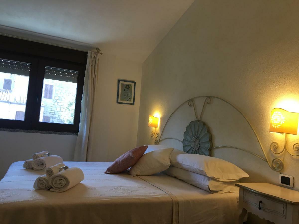 אגליאנטו Hotel Sorgente מראה חיצוני תמונה